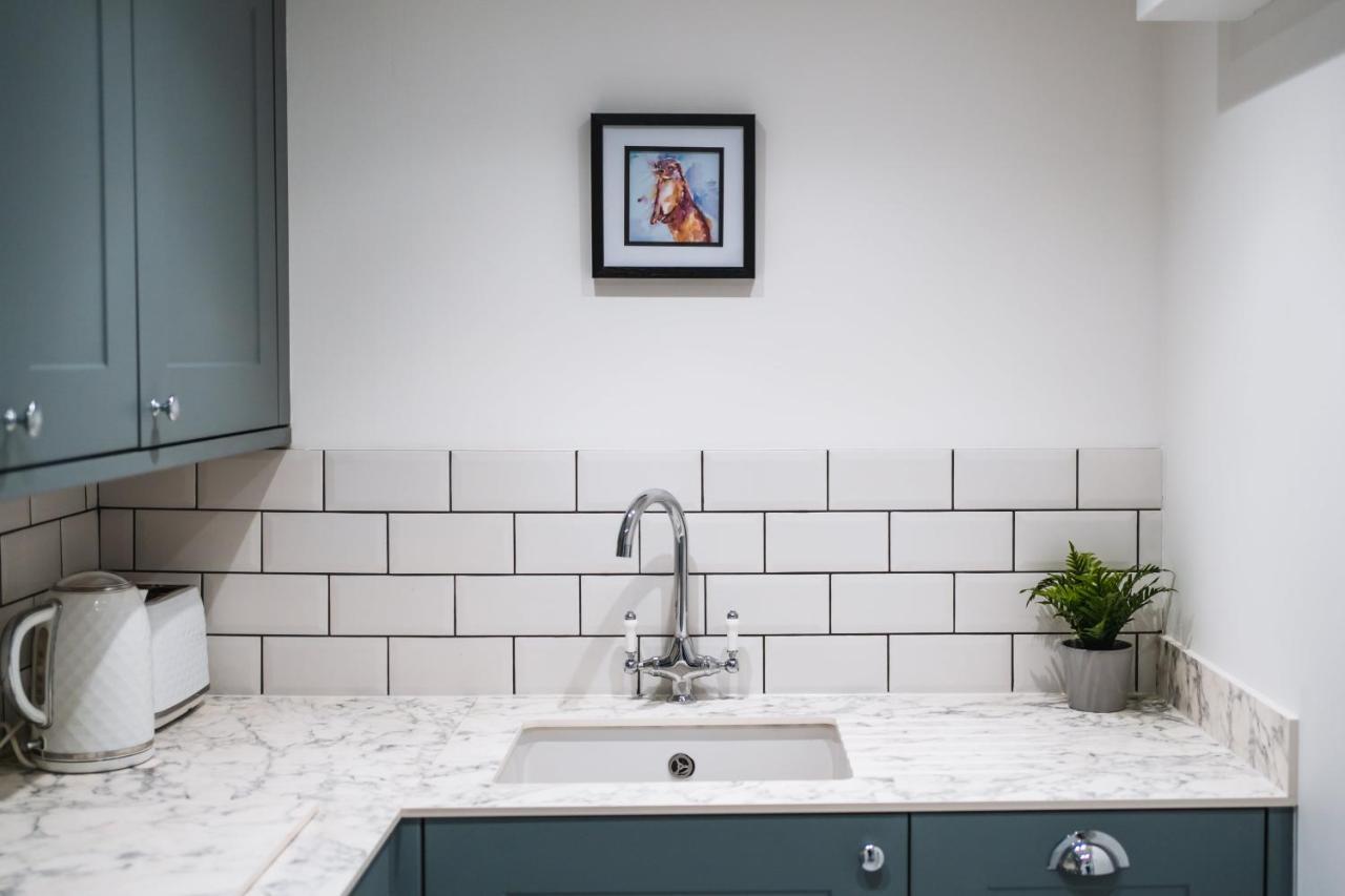 Otter'S Pocket Apartment Blandford Forum Bagian luar foto